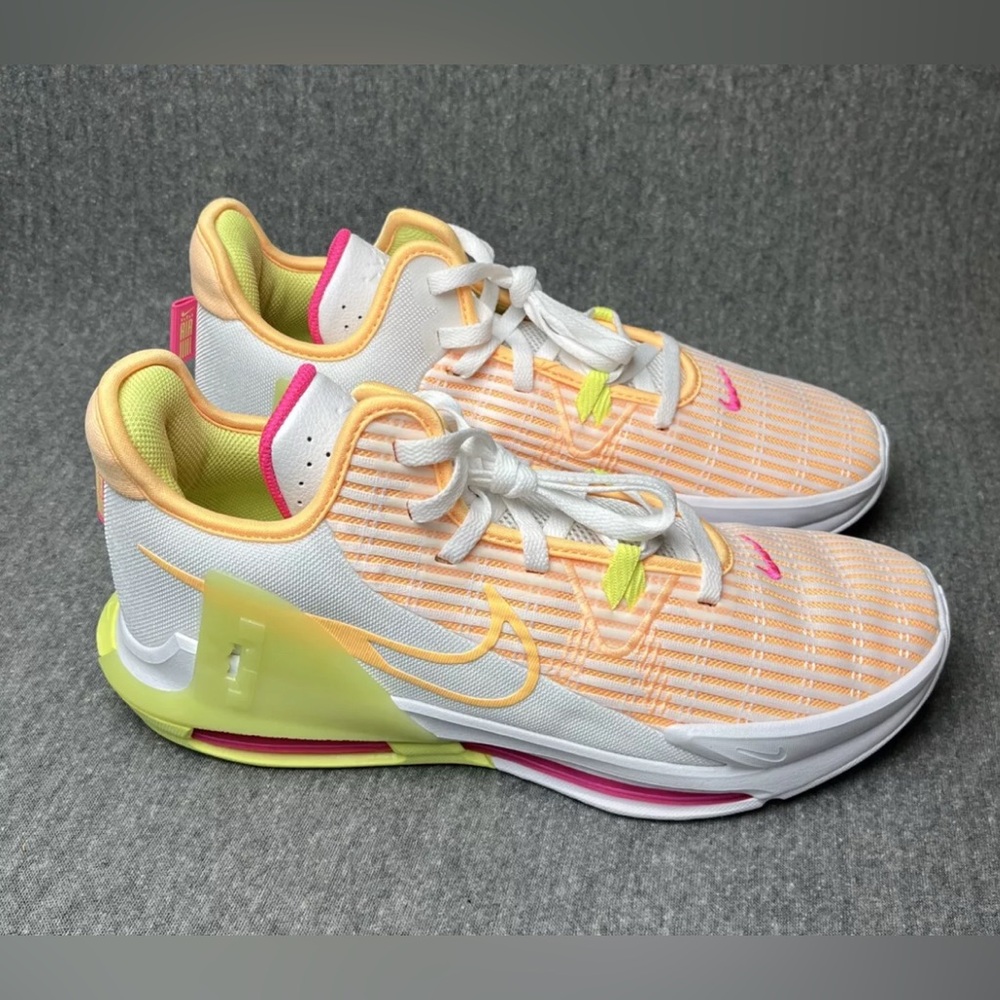 Men’s Nike LeBron Witness VI Size 11.5 In White Lemon Twist